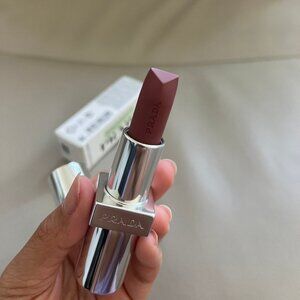 [NEW] Prada Beauty Monochrome Soft Matte Shade B106 Caramel Cool Brown Nude